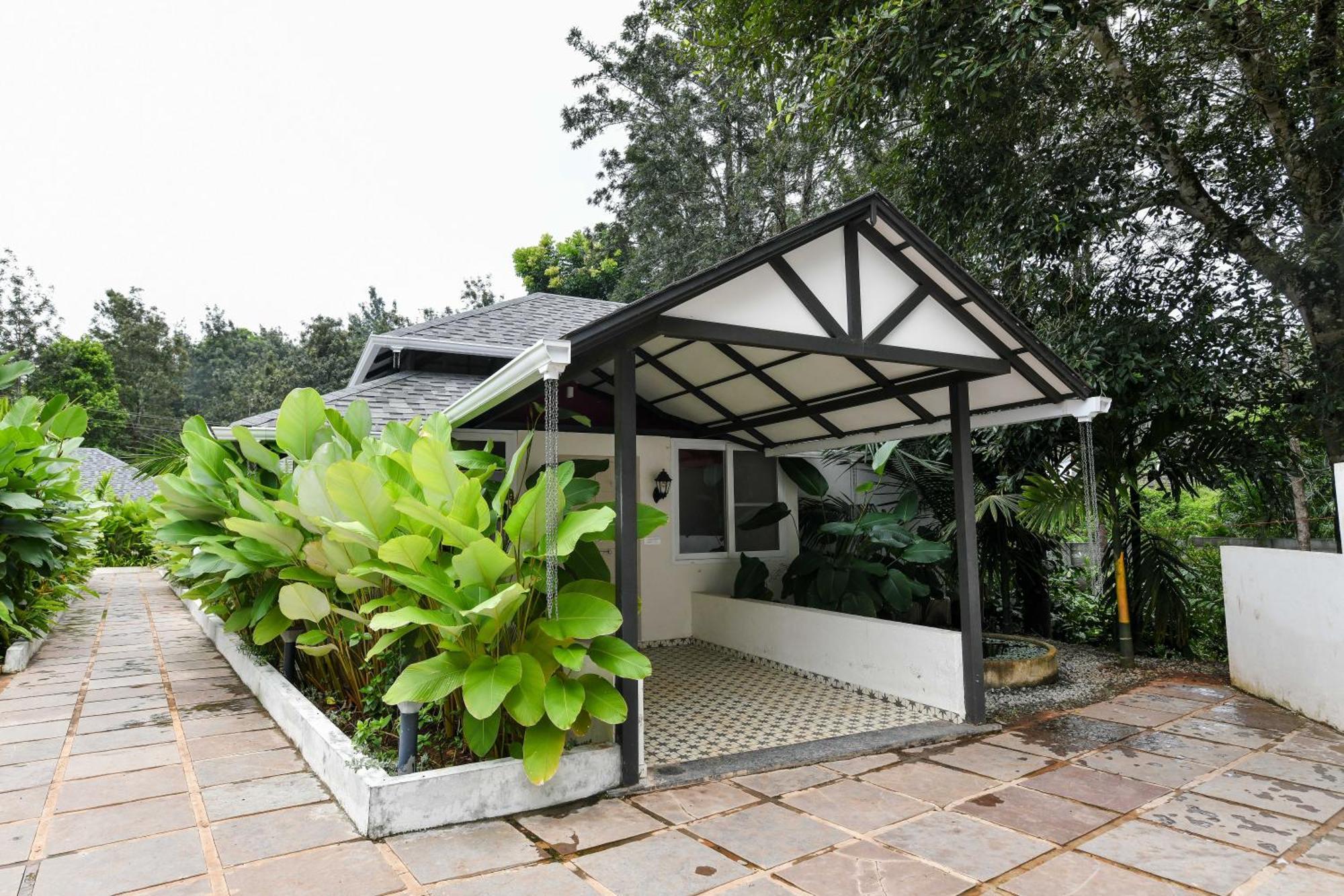 Inventree Aranya Resort & Spa Madikeri Esterno foto