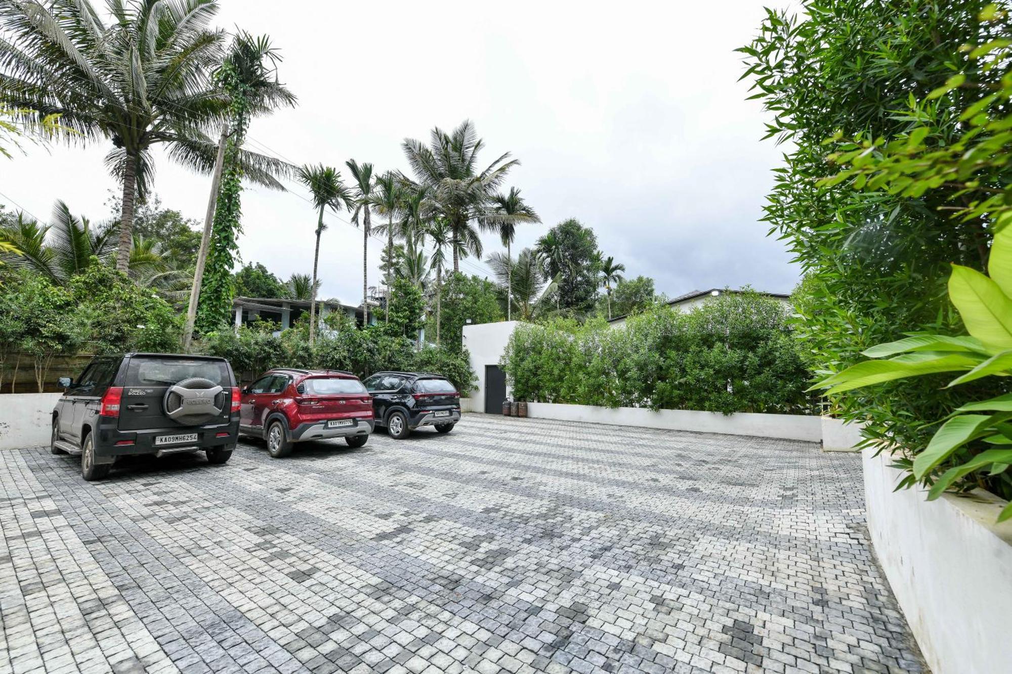 Inventree Aranya Resort & Spa Madikeri Esterno foto