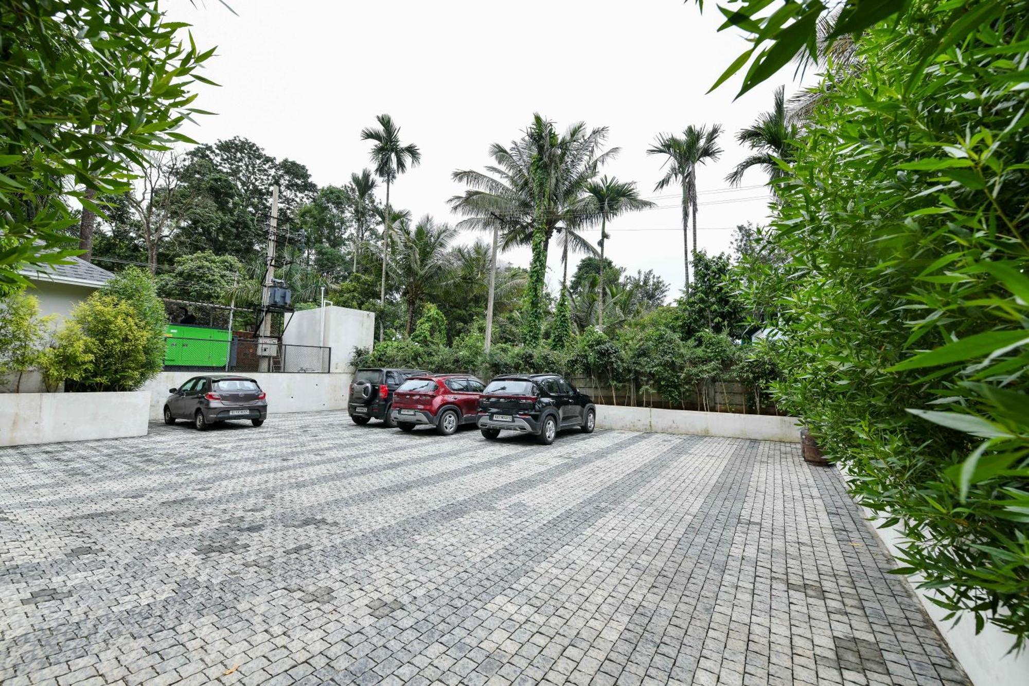 Inventree Aranya Resort & Spa Madikeri Esterno foto